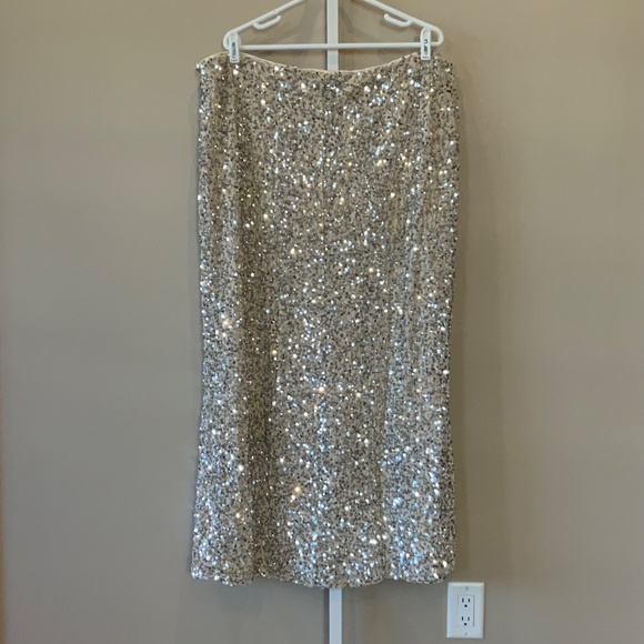 NWT Old Navy Luxe Sequin Maxi Skirt from Holiday Collection - Picture 9 of 13